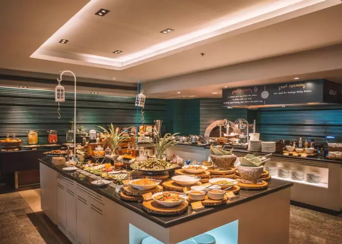 هتل کرون پلازا پانوا بیچ فرانت ریزورت پوکت